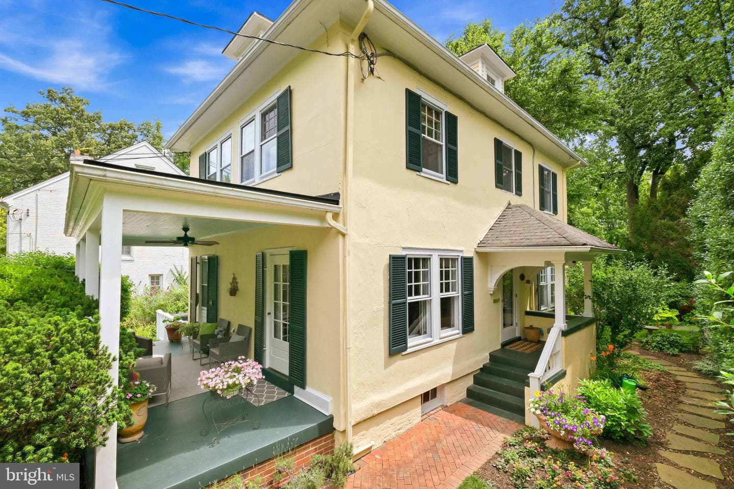 6411 33rd Street NW, Washington