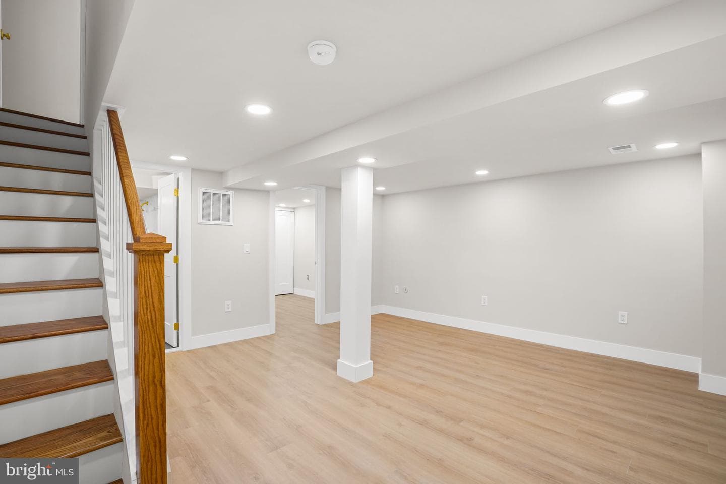 1734 Potomac Avenue SE photo 32