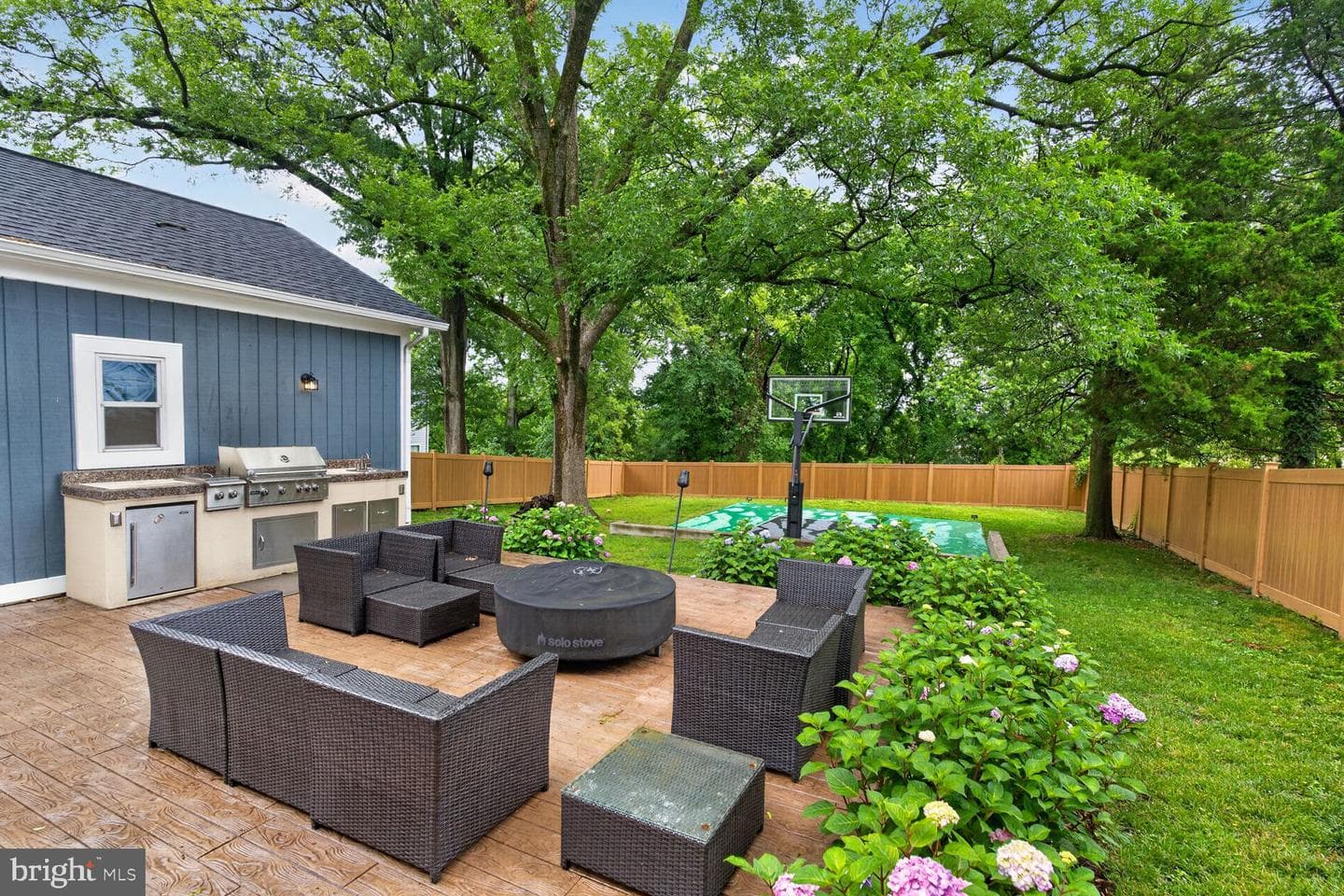 3717 30th Place NE, Washington