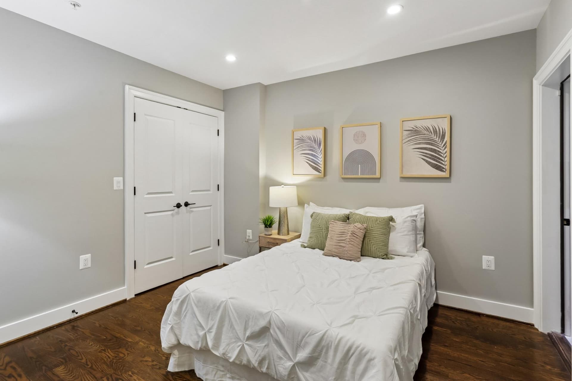 1311 K Street SE #1 photo 18