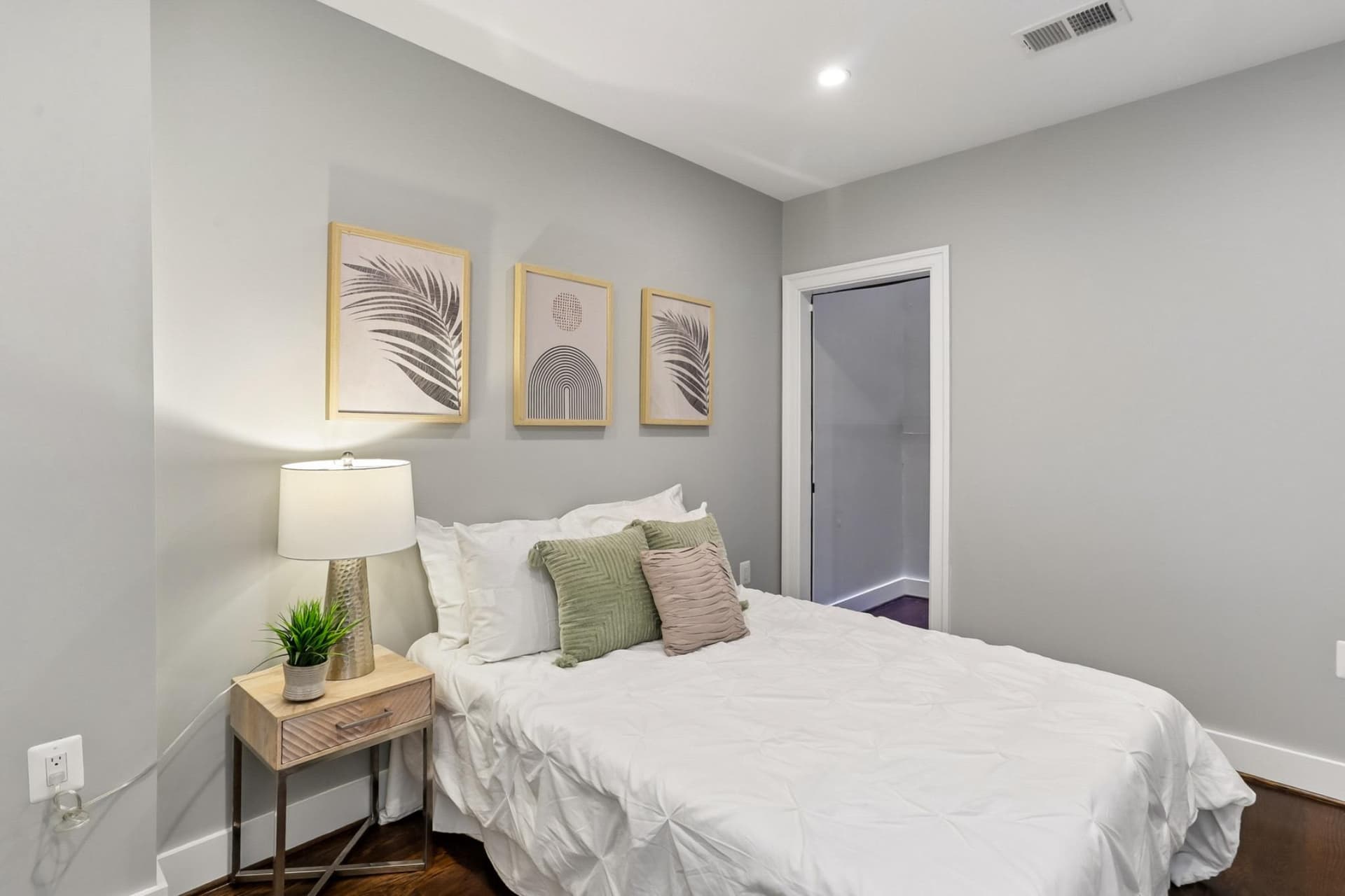 1311 K Street SE #1 photo 19