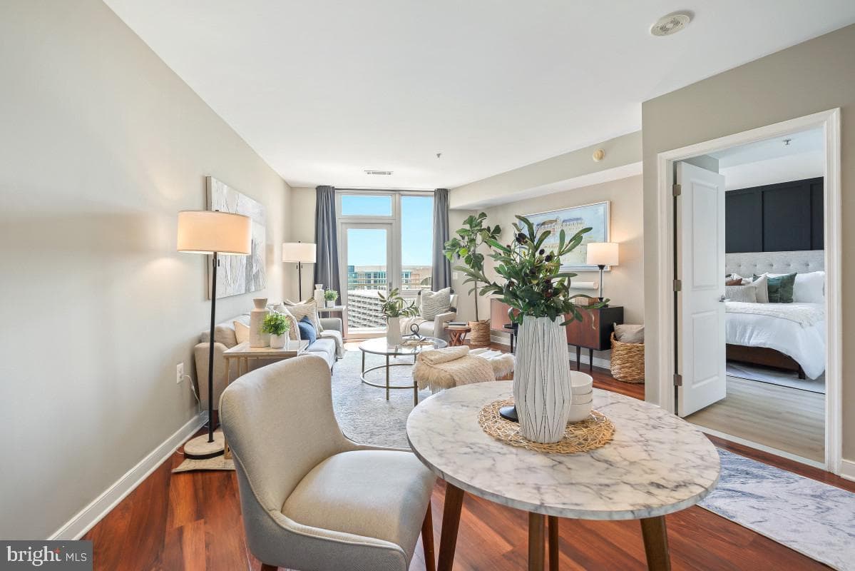 555 Massachusetts Avenue NW #1419 photo 11