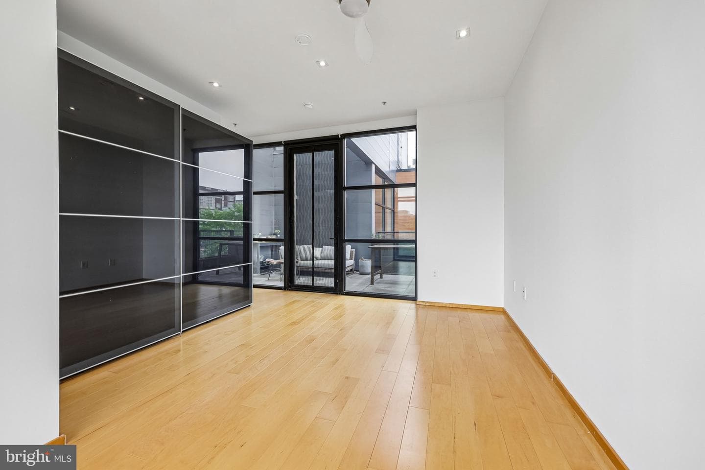 2250 11th Street NW #401 photo 24