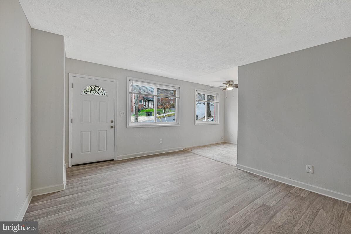 107 Joliet Street SW photo 7