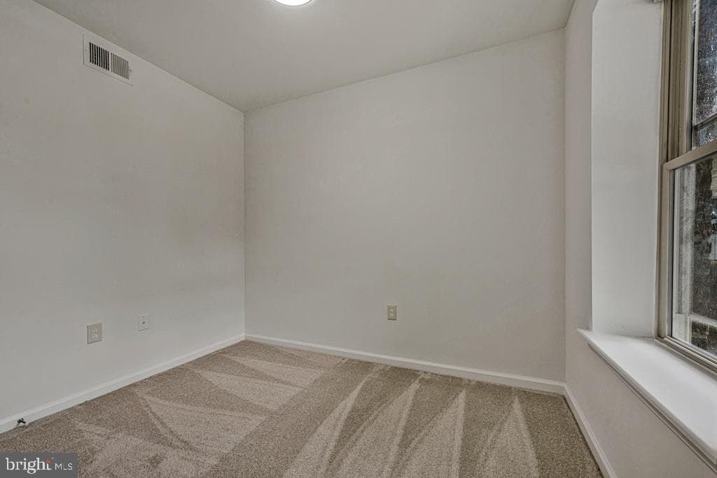 1712 W Street SE #17 photo 30