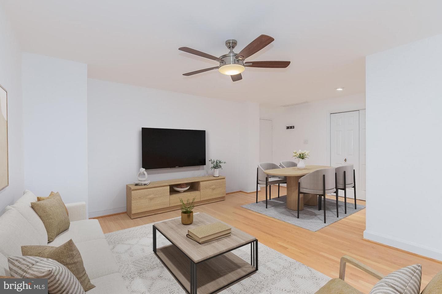 1316 New Hampshire Avenue NW #503 photo 8