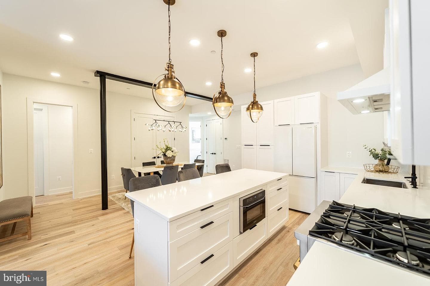 1215 Holbrook Terrace NE #1 photo 17