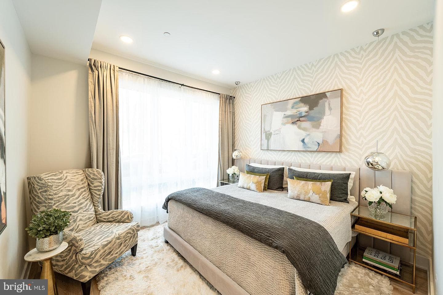 1215 Holbrook Terrace NE #1 photo 35