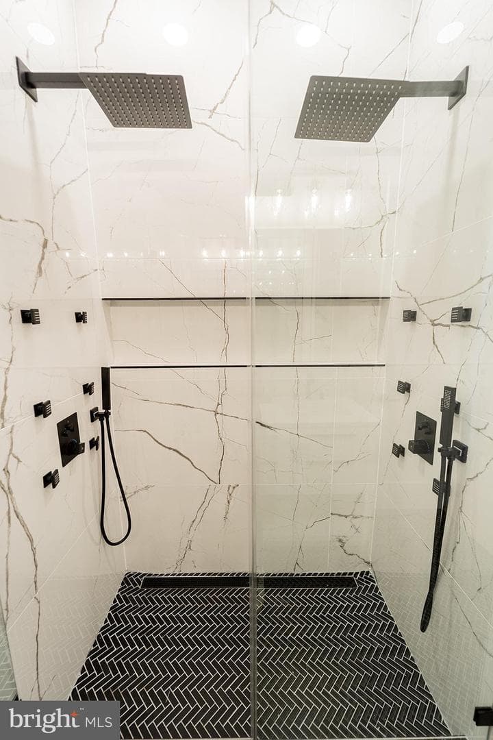 1215 Holbrook Terrace NE #1 photo 49