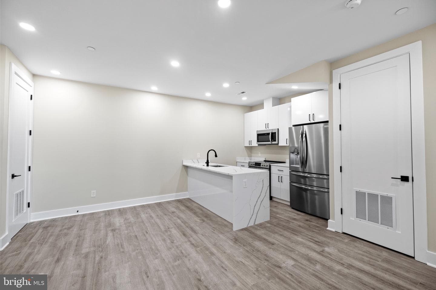 824 18th Street NE #12 photo 18