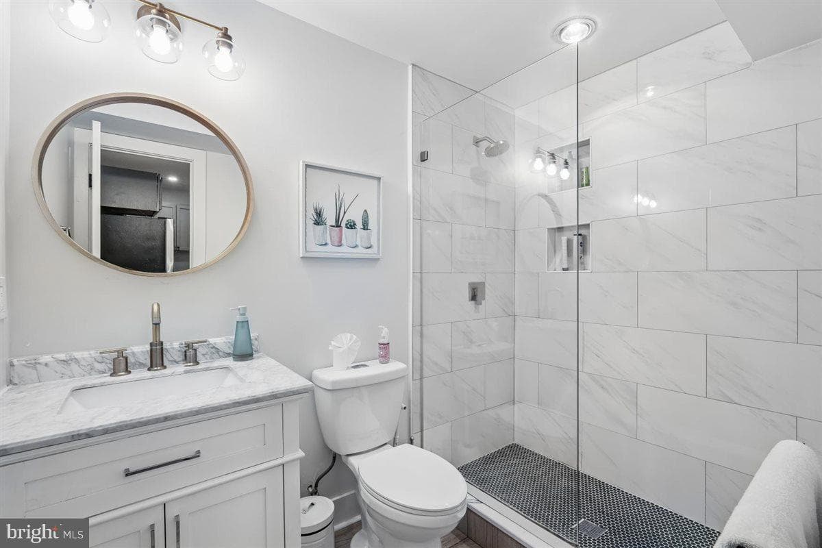 130 Adams Street NW photo 28