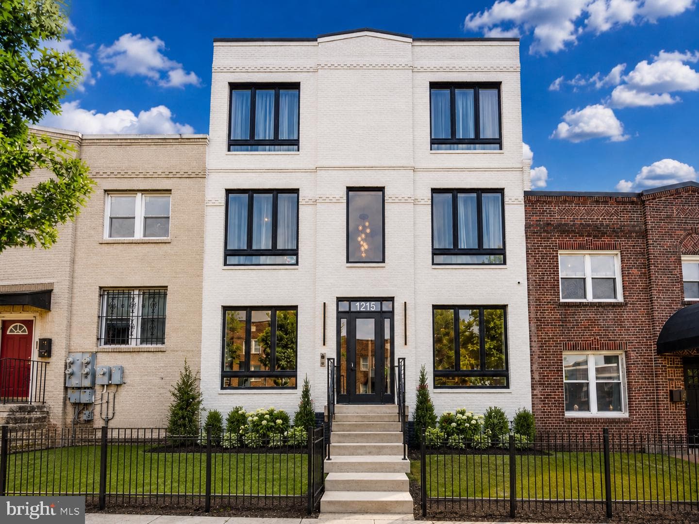 1215 Holbrook Terrace NE #3, Washington