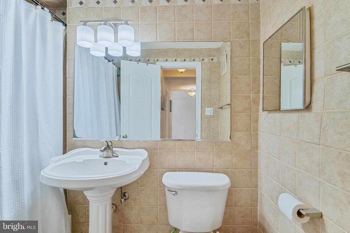 738 Longfellow Street NW #206 photo 20