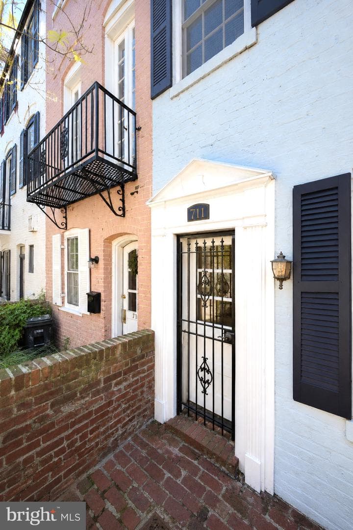 711 A Street NE, Washington