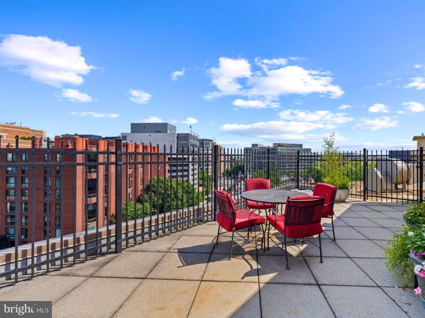 2201 L Street NW #501 photo 22