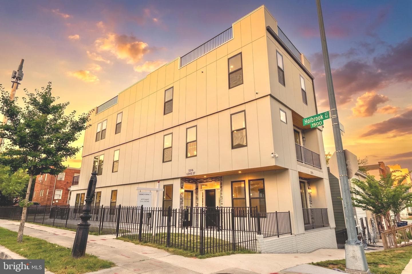 1516 Levis Street NE #2, Washington