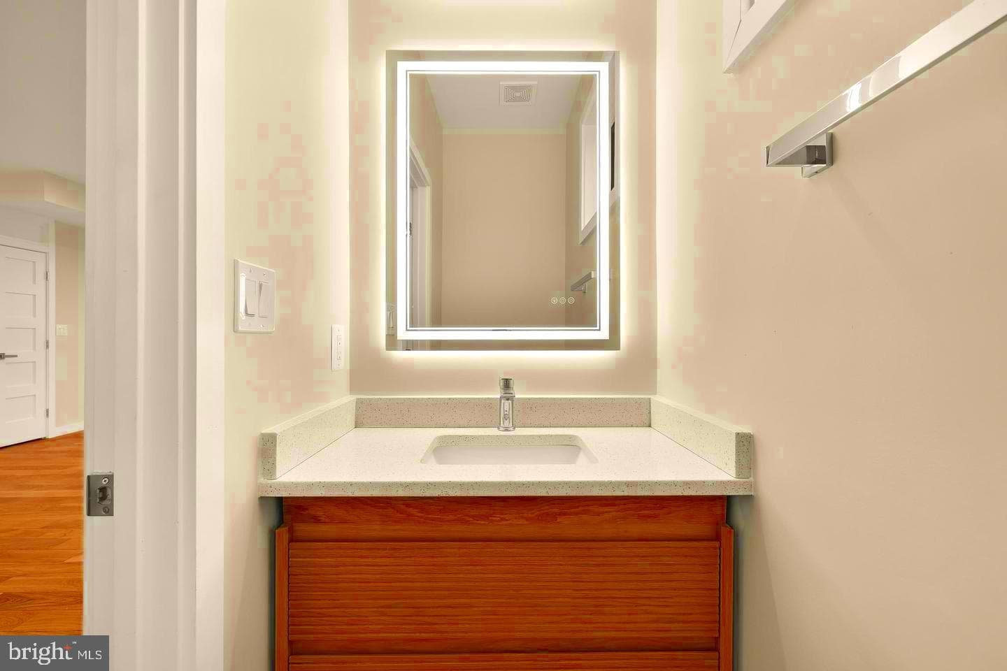 1516 Levis Street NE #2 photo 6