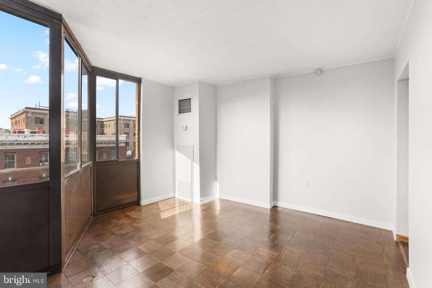 1718 P Street NW #608 photo 18