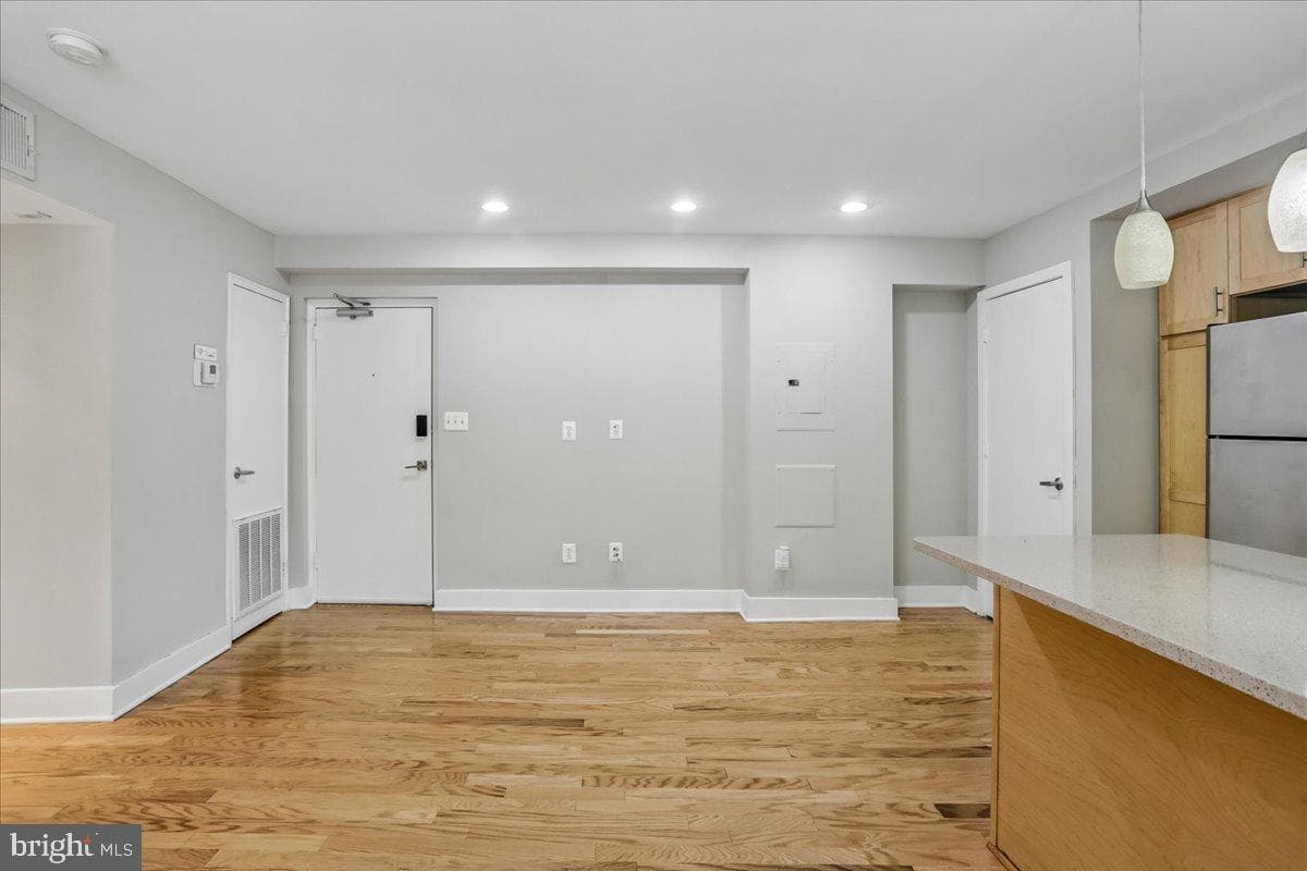 212 Oakwood Street SE #113 photo 13