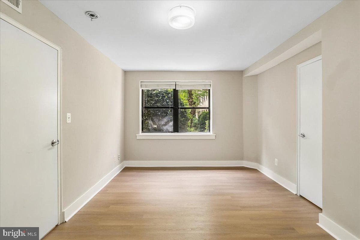 212 Oakwood Street SE #113 photo 26