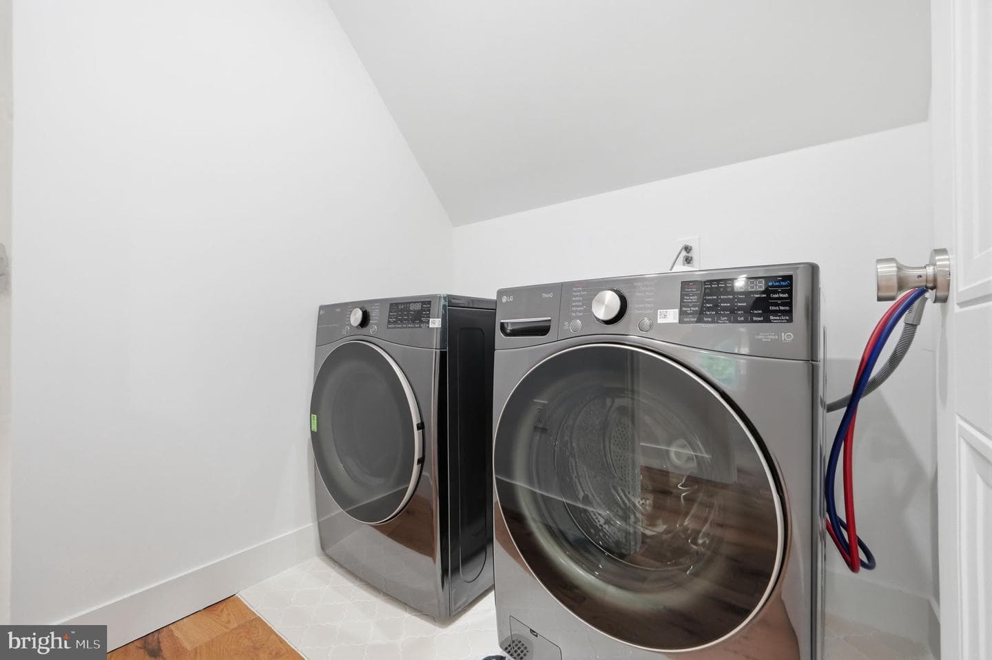 1006 Shepherd Street NE photo 52