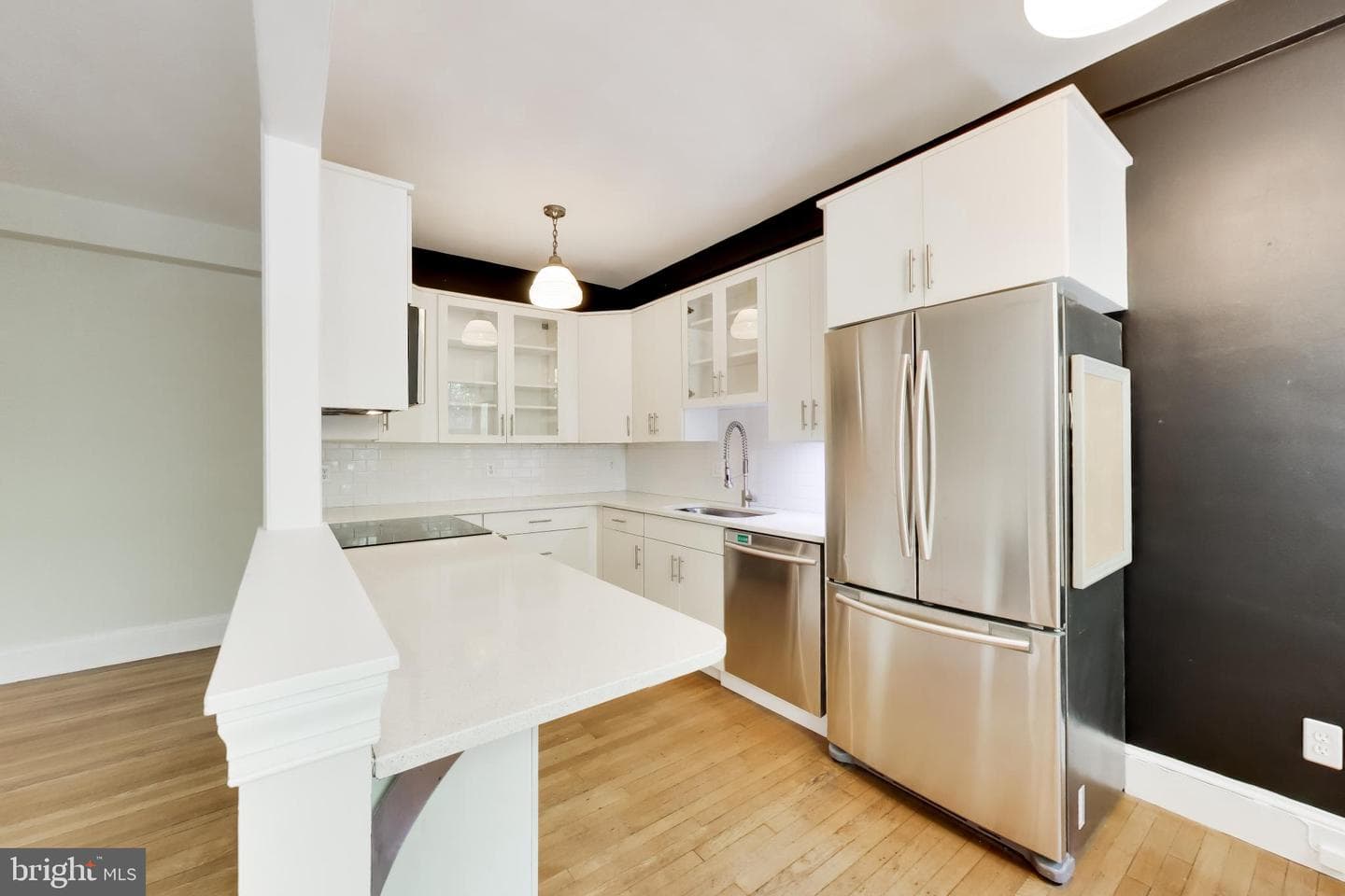 5402 Connecticut Avenue NW #204 photo 11
