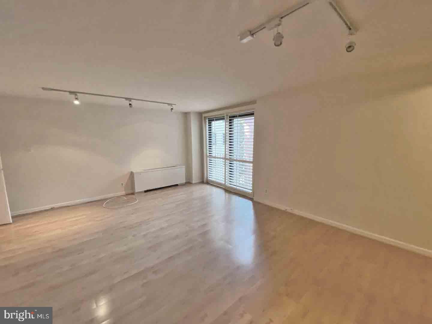 1601 18th Street NW #406 photo 3