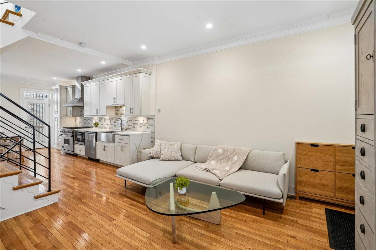 1205 Potomac Street NW photo 4