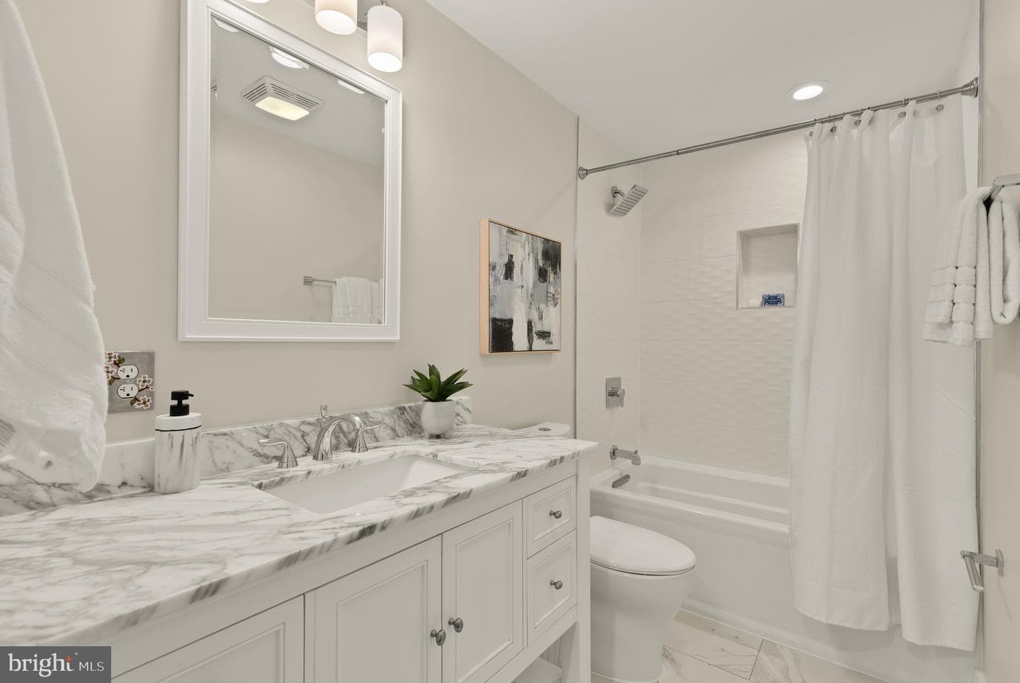 1453 Girard Street NW #3 photo 17
