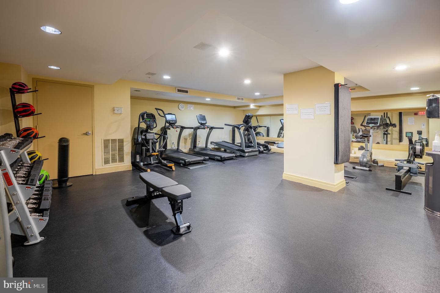 915 E Street NW #317 photo 23