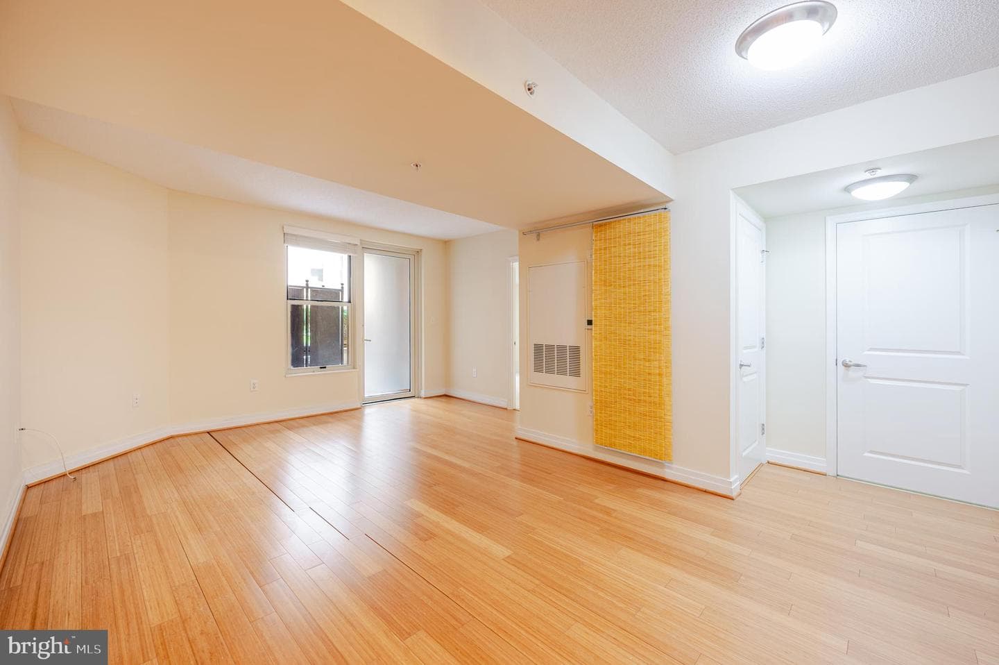 915 E Street NW #317 photo 6