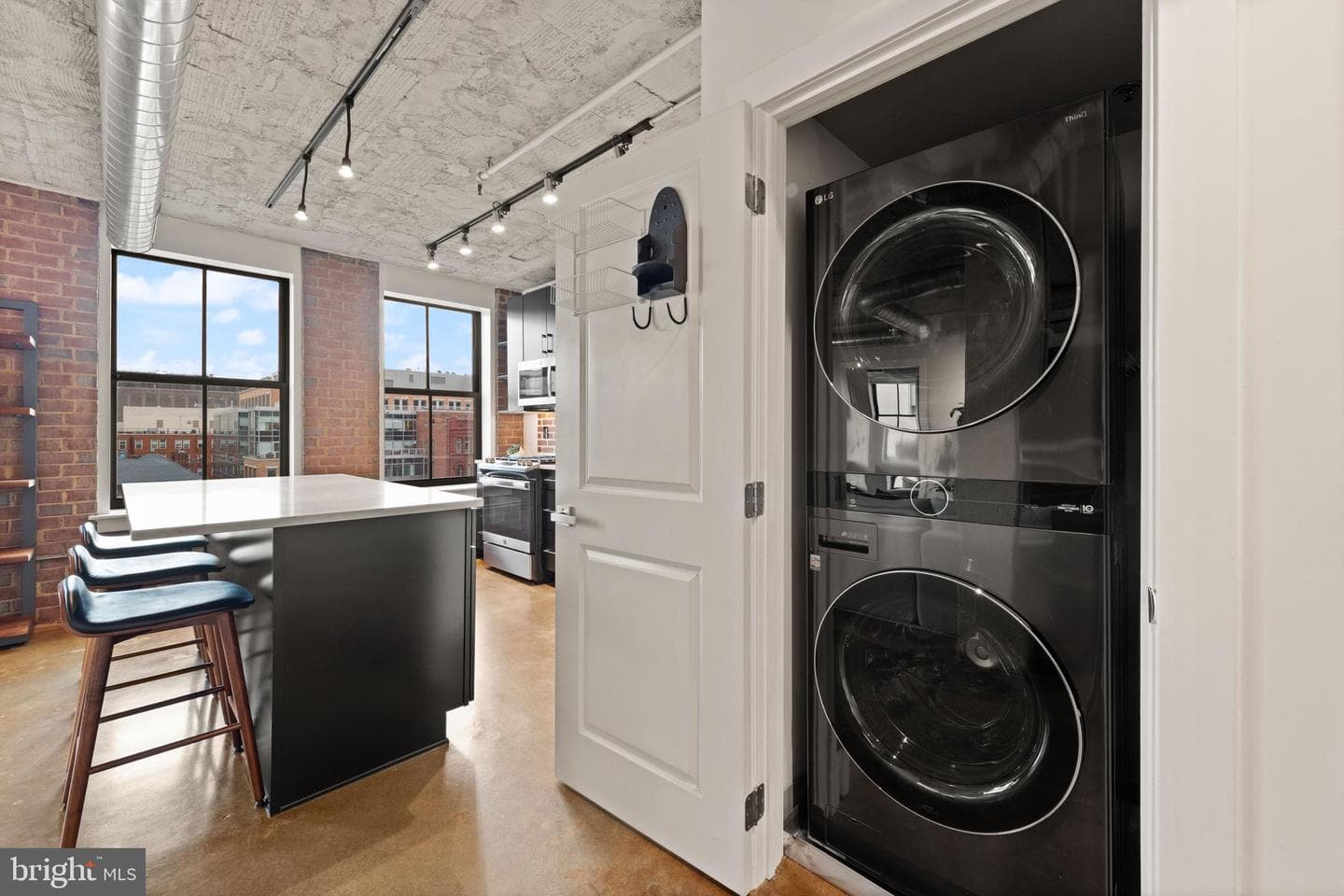 916 G Street NW #903 photo 36