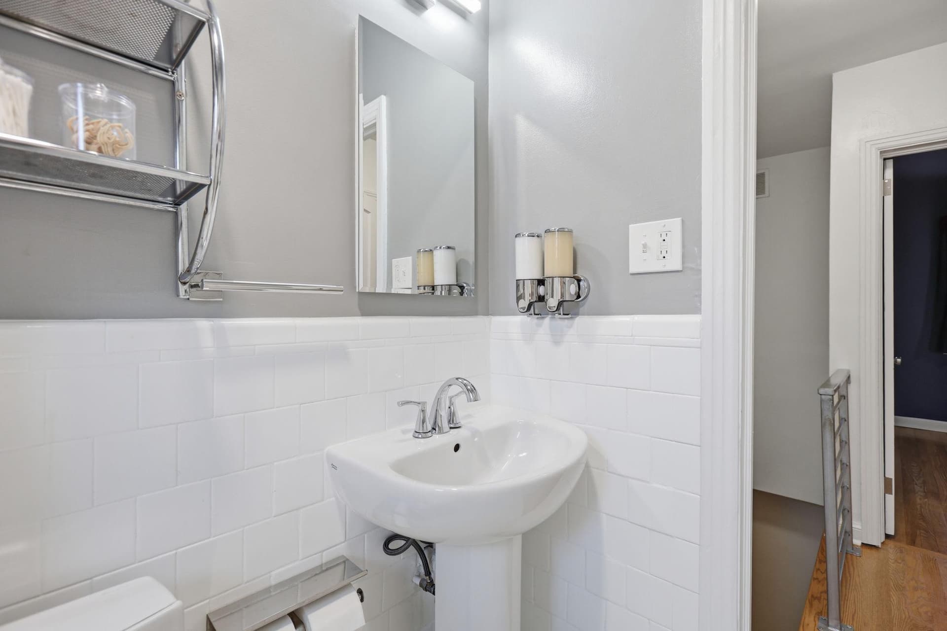 3417 Baker Street NE photo 25