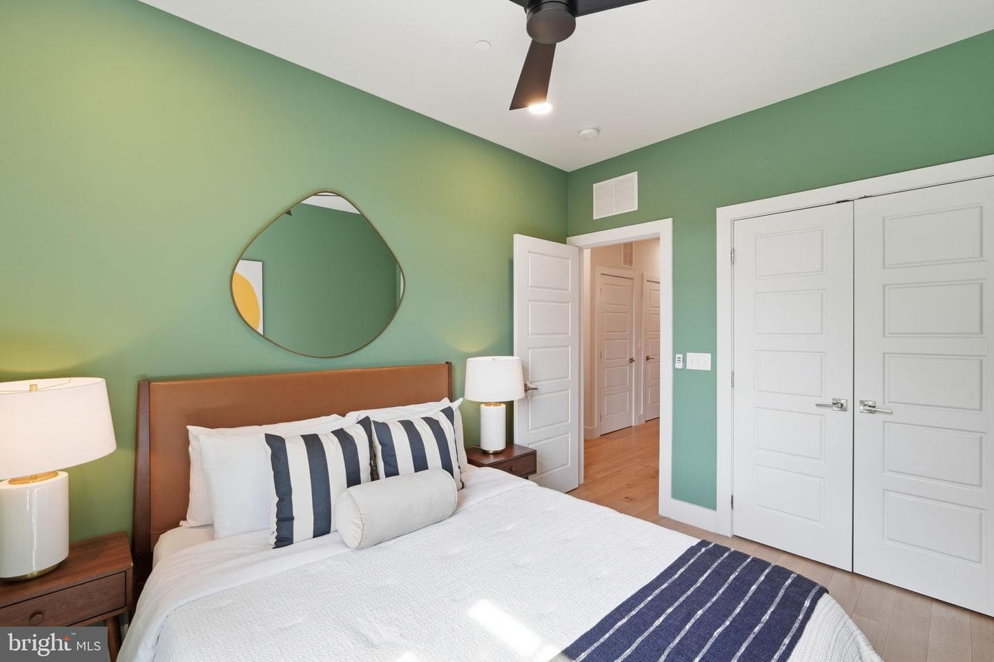 1309 E Street SE #20 photo 23