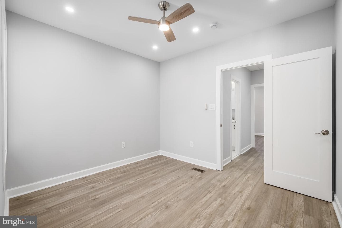 1209 Shepherd Street NW photo 26