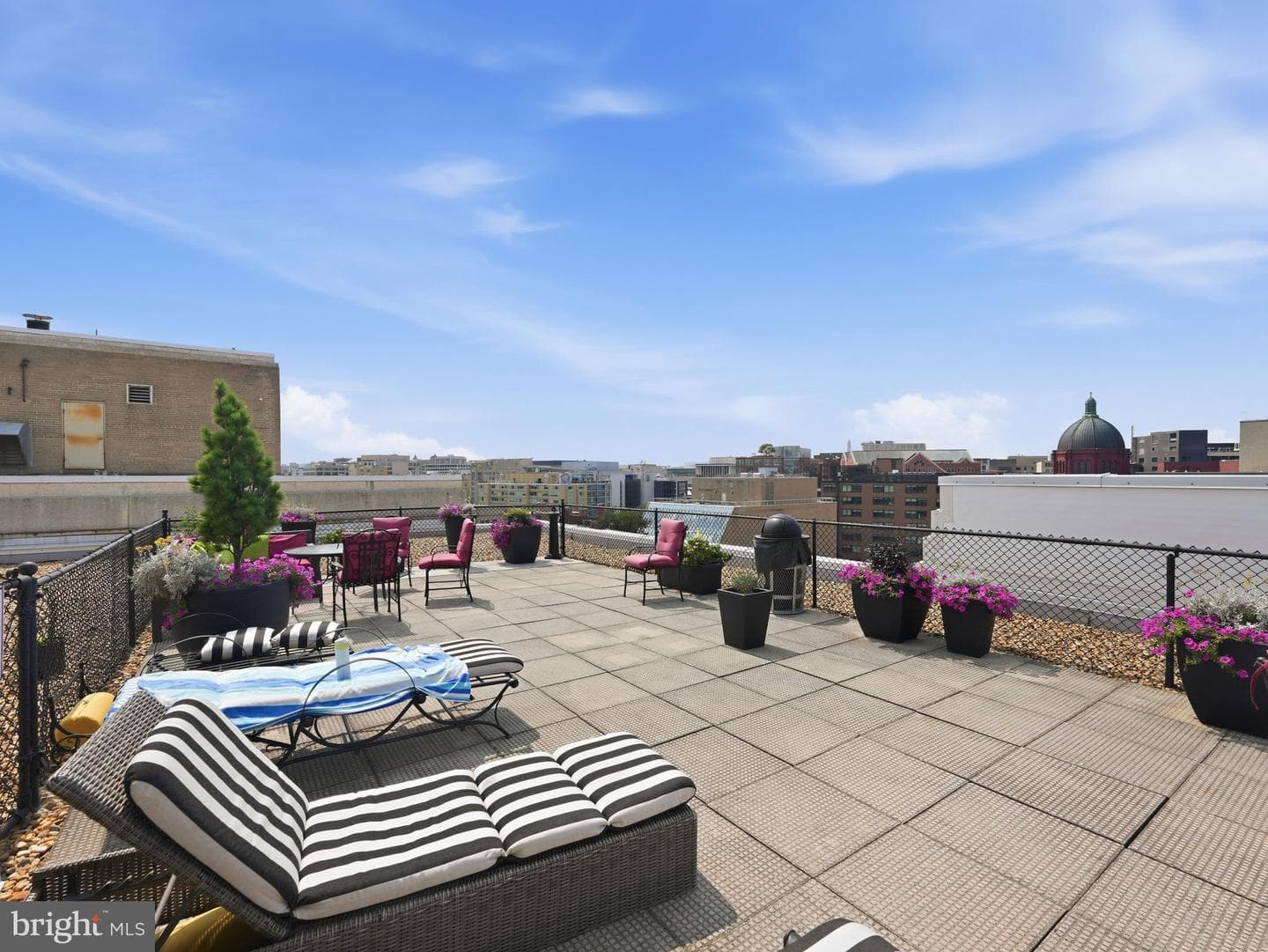 1727 Massachusetts Avenue NW #416 photo 21