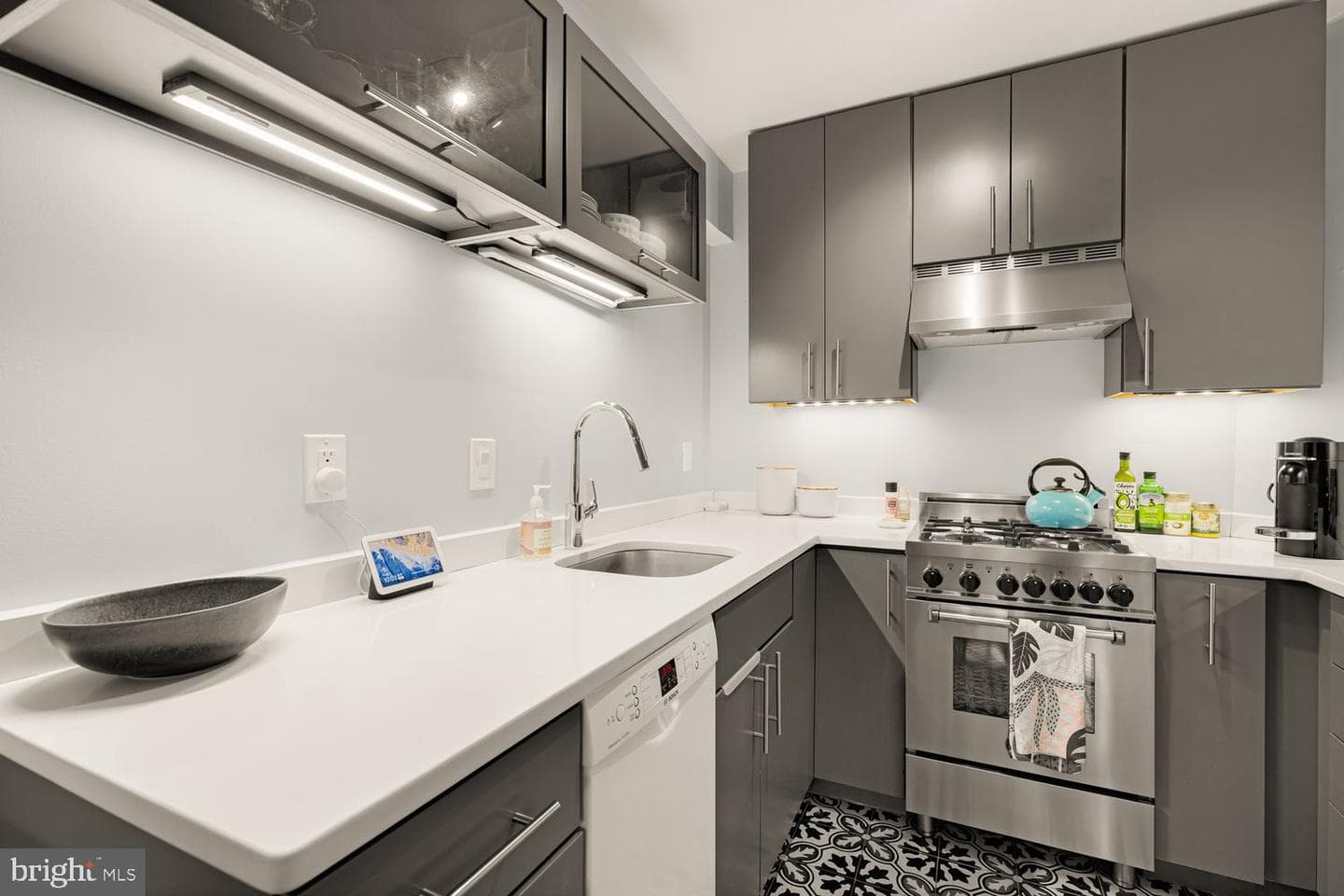 1801 Clydesdale Place NW #222 photo 11