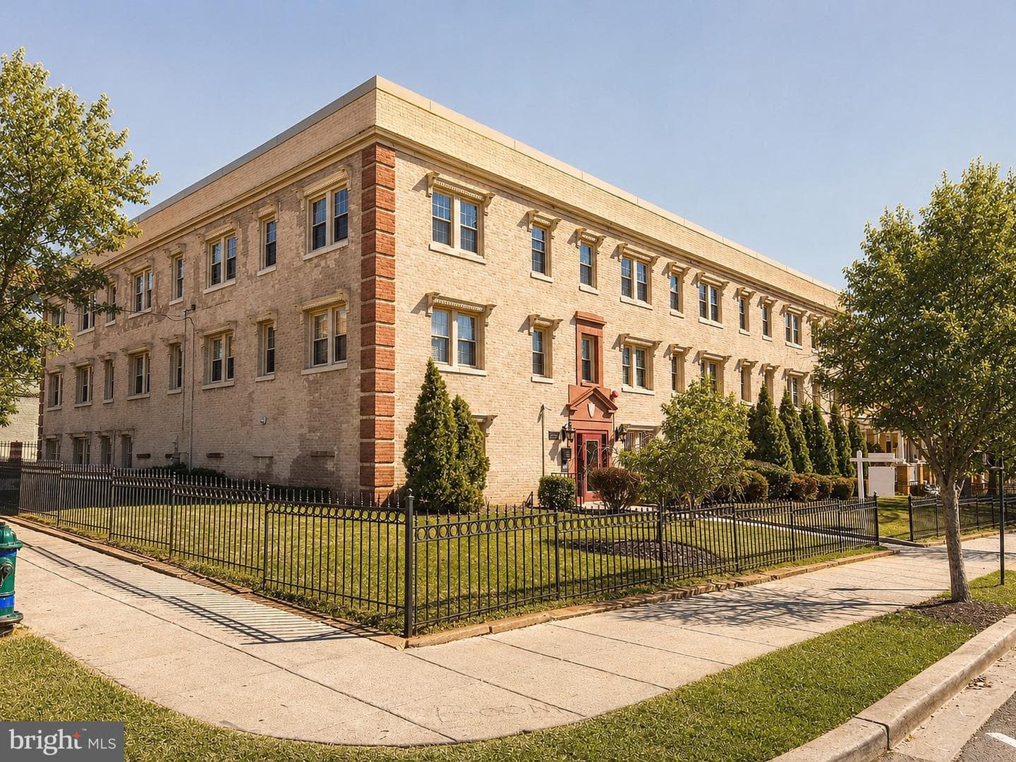 2625 3rd Street NE #301, Washington