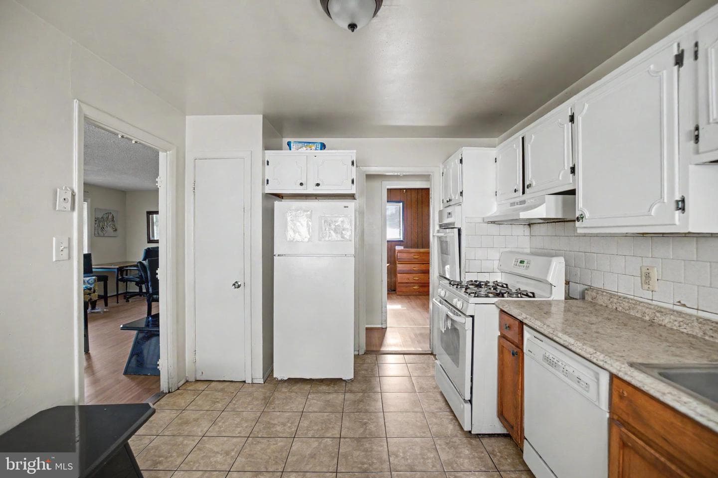 2213 Evarts Street NE photo 14