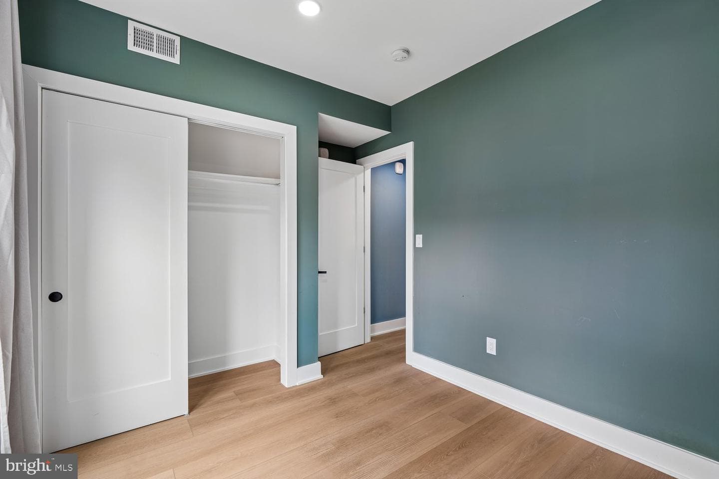 1372 NE Bryant Street NE #4 photo 31