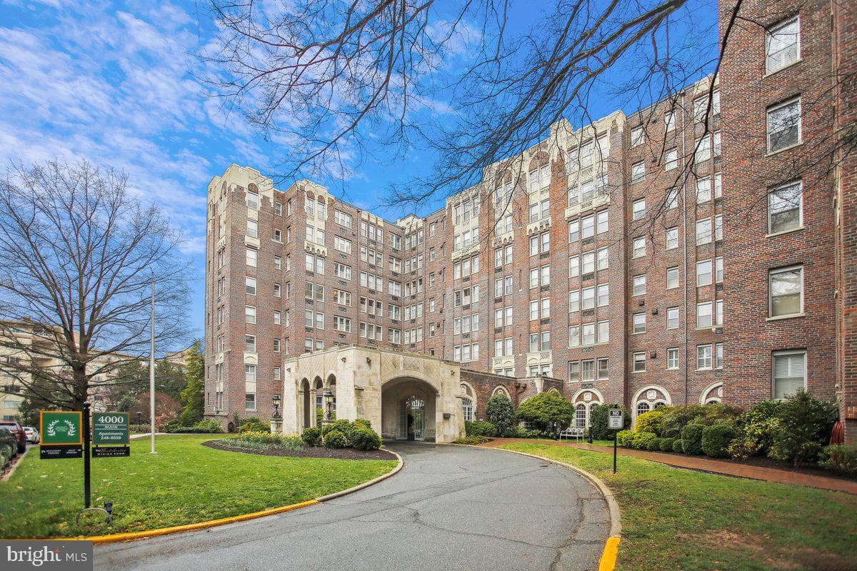 4000 Cathedral Avenue NW #142b, Washington