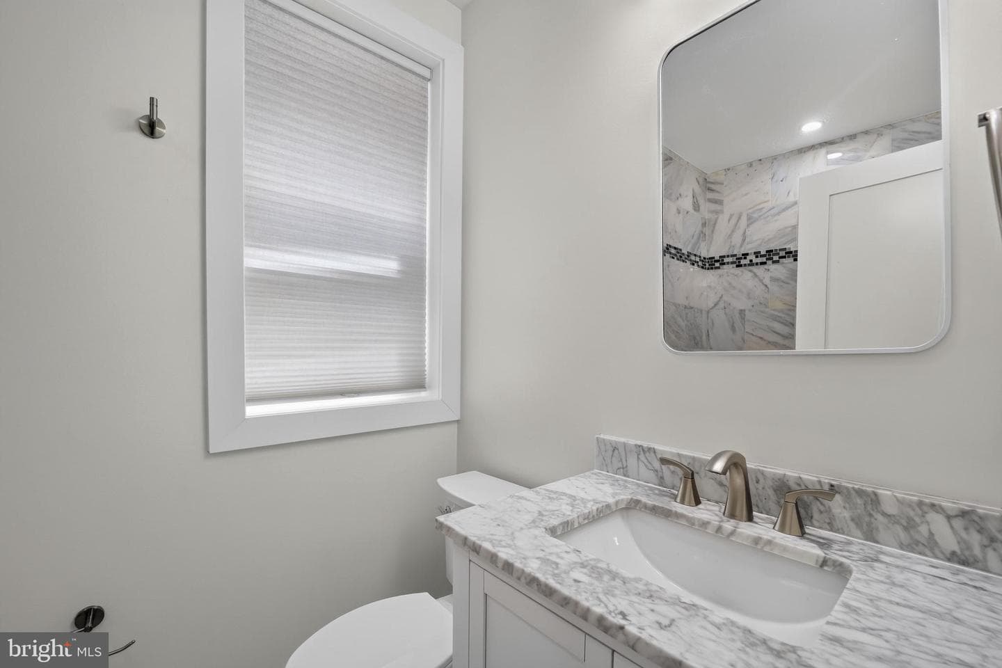 615 11th Street NE photo 25