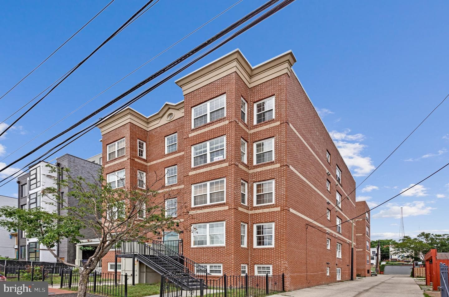 911 Kennedy Street NW #11 photo 32