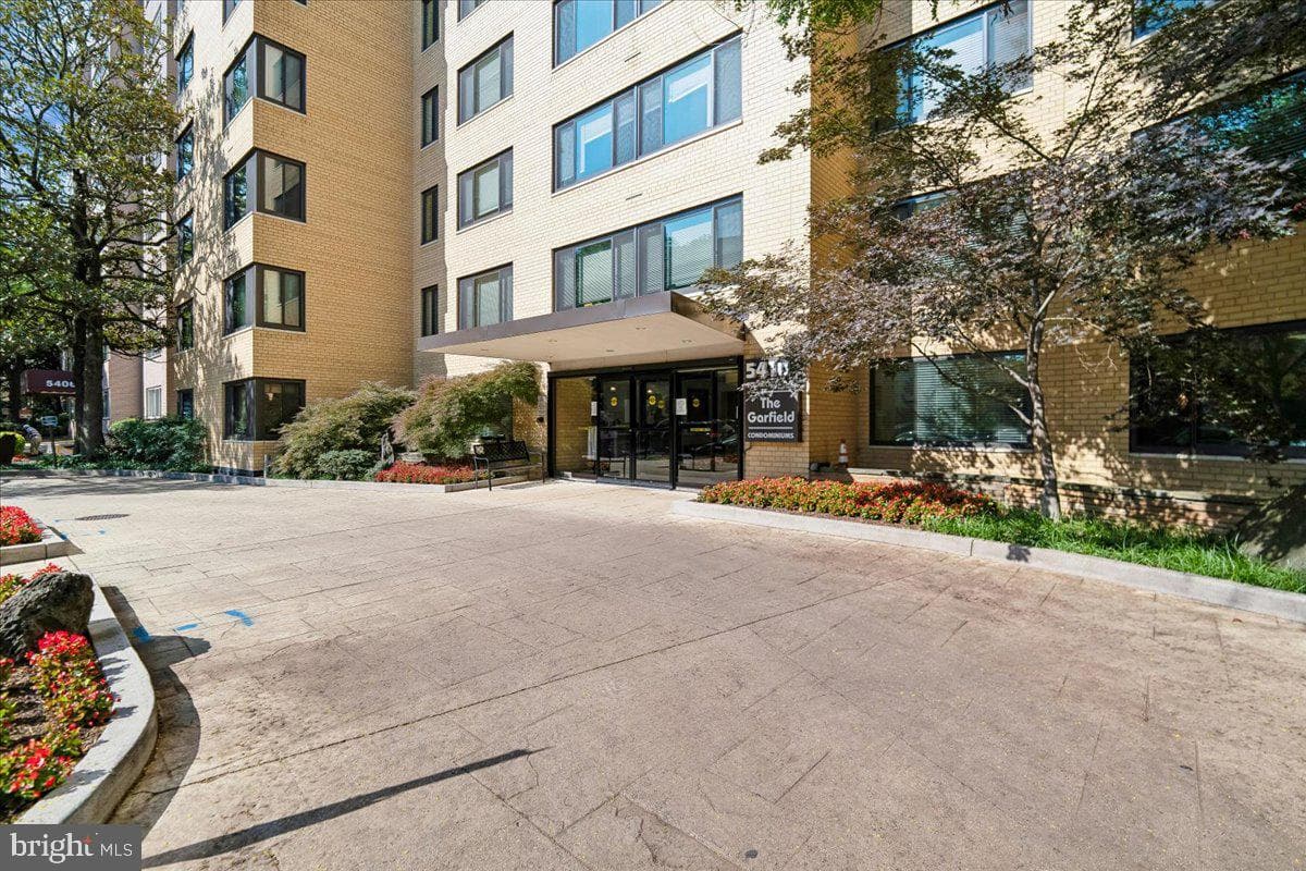 5410 Connecticut Avenue NW #610, Washington