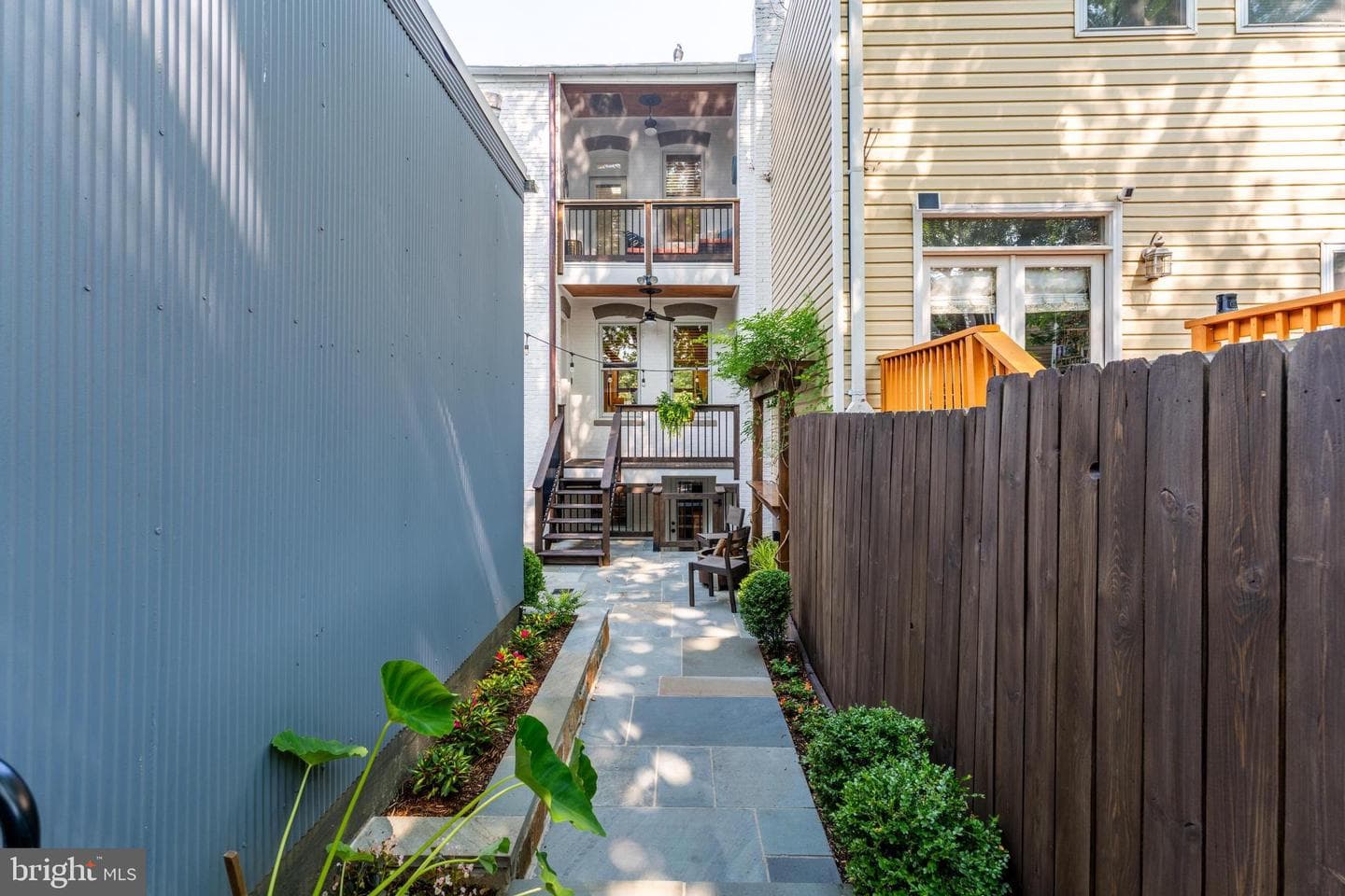 21 15th Street SE photo 63