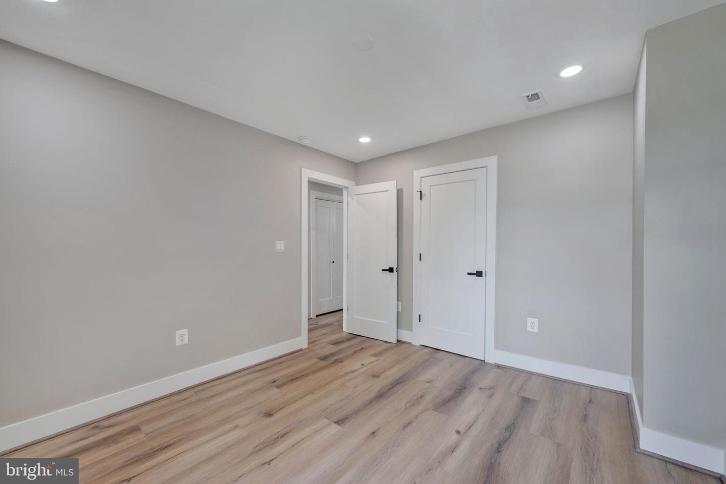 217 Jefferson Street NW photo 37