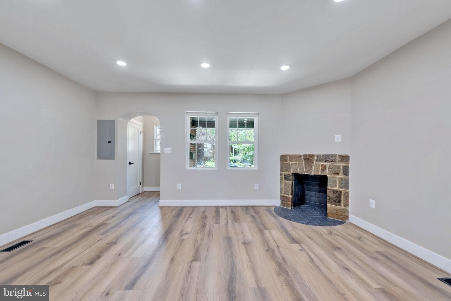 217 Jefferson Street NW photo 5