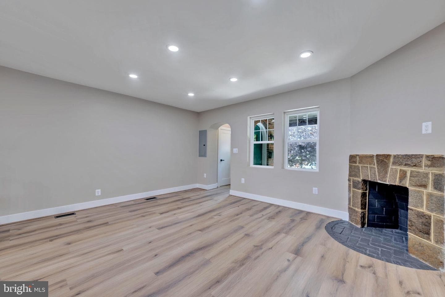 217 Jefferson Street NW photo 6