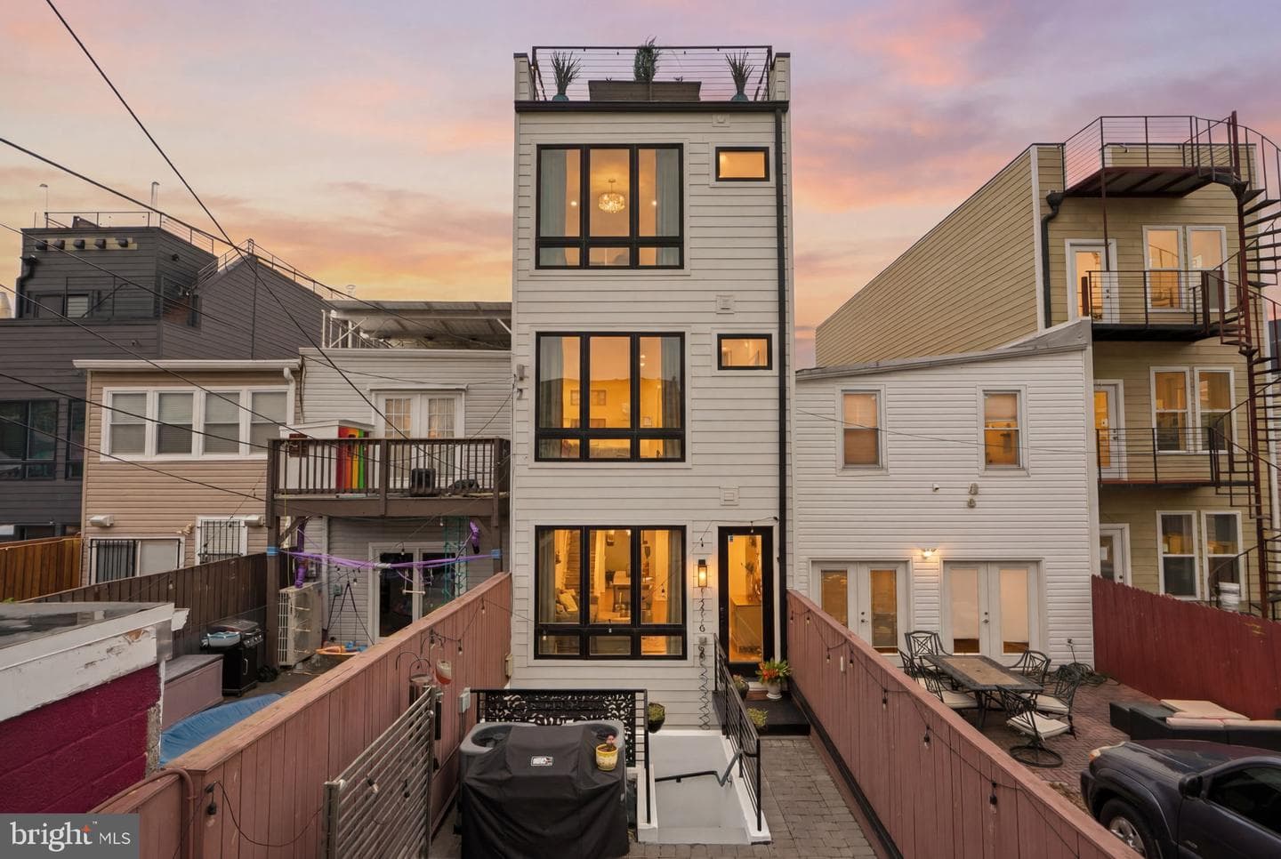1216 I Street NE #b, Washington