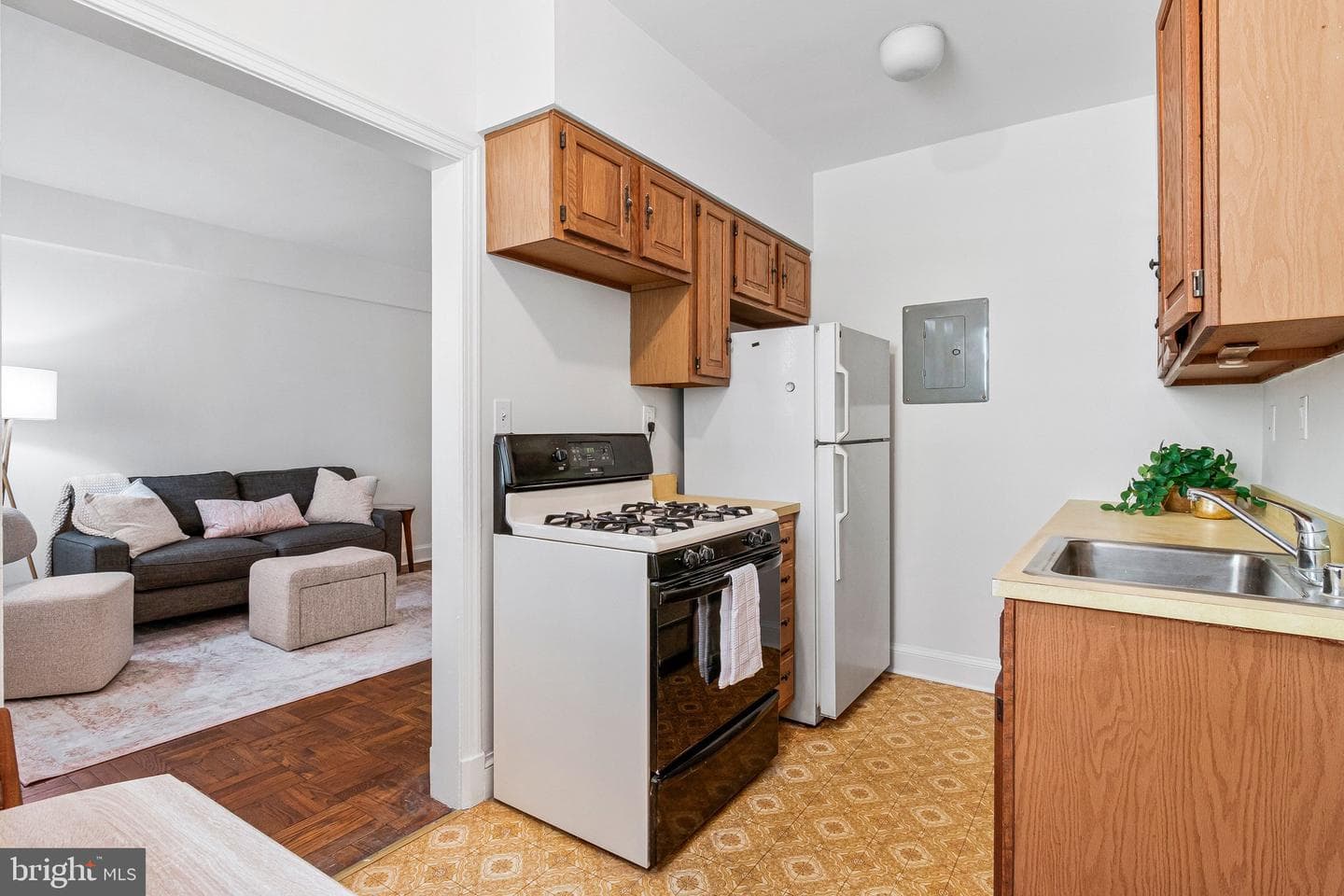 4491 Macarthur Boulevard NW #102 photo 10